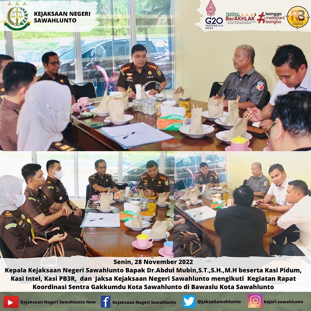 Senin, 28 November 2022Kepala Kejaksaan Negeri Sawahlunto Bapak Dr.Abdul Mubin,S.T.,S.T.,M.H beserta Kasi Pidum, Kasi Intel, Kasi PB3R, dan Jaksa Kejaksaan Negeri Sawahlunto mengikuti Kegiatan Rapat Koordinasi Sentra Gakkumdu Kota Sawahlunto di Bawaslu Kota Sawahlunto.____Update informasi anda tentang Kejaksaan Negeri Sawahlunto terbaru di official account Instagram,Facebook dan Youtube kami !!..____FACEBOOK : Kejaksaan Negeri SawahluntoYOUTUBE : Kejakaaan Negeri Sawahlunto NewTWITTER : @JaksaSawahlunto..________#KejaksaanRI#kejatisumbarnew@kejatisumbarnew#kejarisawahlunto - from Instagram