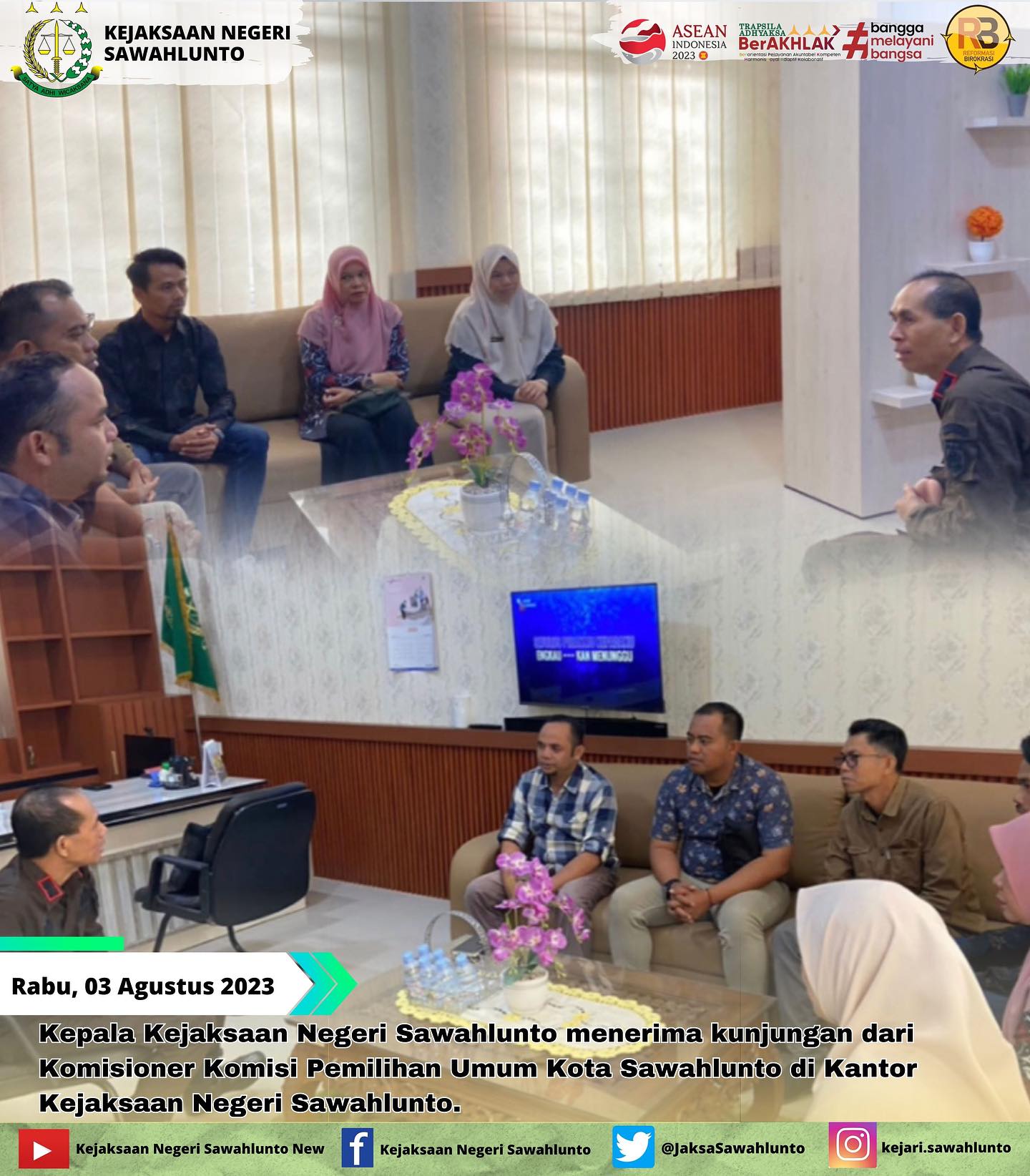 Pada hari Rabu tanggal 02 Agustus 2023, Kepala Kejaksaan Negeri Sawahlunto menerima kunjungan dari Komisioner Komisi Pemilihan Umum Kota Sawahlunto di Kantor Kejaksaan Negeri Sawahlunto. - from Instagram
