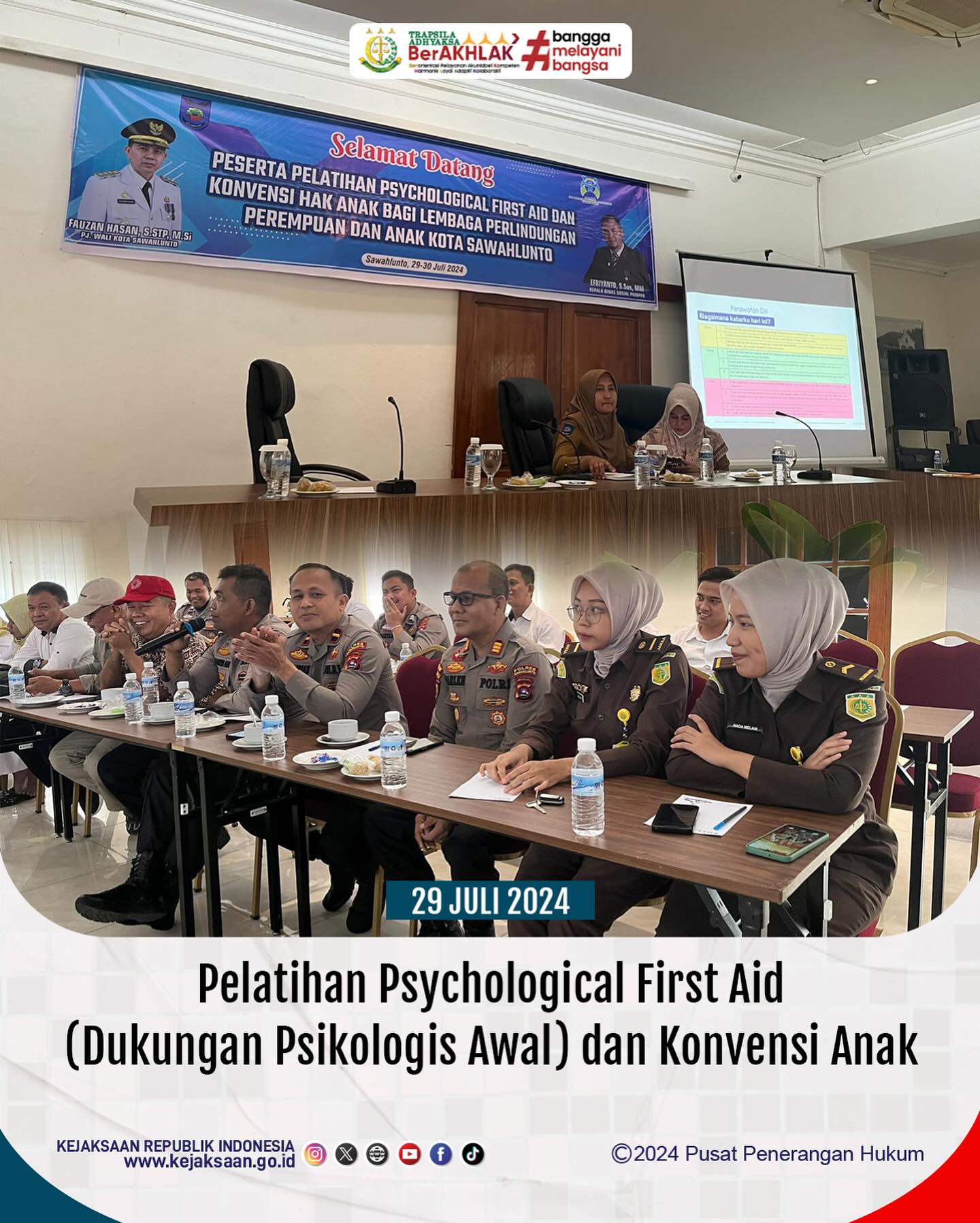 Bahwa pada hari Senin, 29 Juli 2024, bertempat di Ruang Pertemuan Eten Hotel Khas Ombilin Sawahlunto, Jaksa Fungsional, Laras Iga Mawarni, S.H, menghadiri Kegiatan Pelatihan Psychological First Aid (Dukungan Psikologi Awal) dan Konvensi Anak. - from Instagram