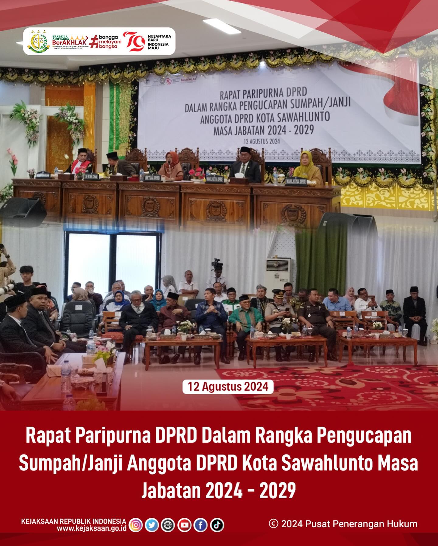 Bahwa pada hari Senin, 12 Agustus 2024, bertempat di Aula Balai Pendidikan dan Pelatihan Tambang Bawah Tanah, Kasi Intelijen Kejaksaan Negeri Sawahlunto, Dede Mauladi, S.H, mengikuti kegiatan Rapat Paripurna DPRD Dalam Rangka Pengucapan Sumpah/Janji Anggota DPRD Kota Sawahlunto Masa Jabatan 2024 - 2029. - from Instagram