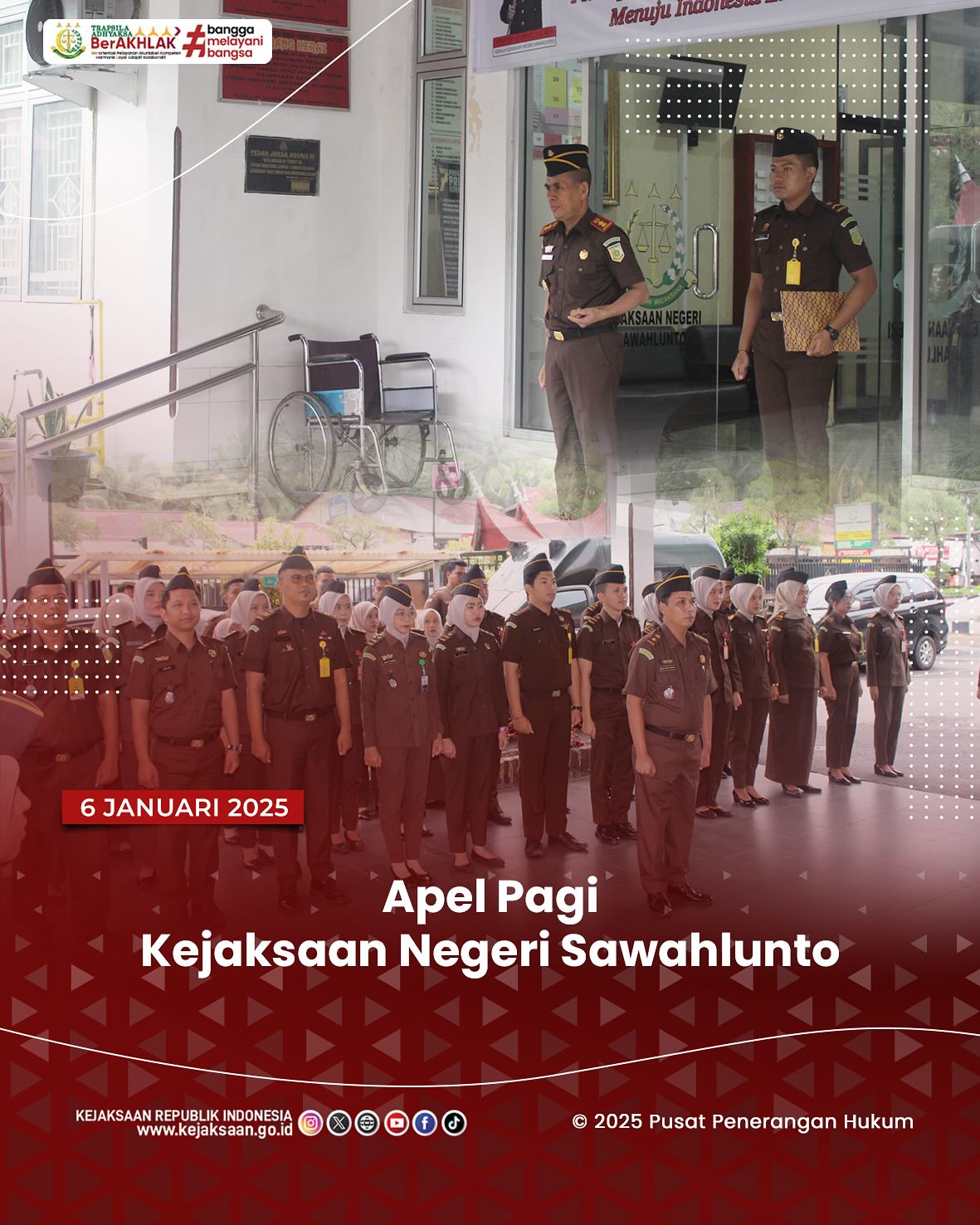 Bahwa pada hari Senin, 06 Januari 2025, bertempat di halaman kantor Kejaksaan Negeri Sawahlunto, Kepala Kejaksaan Negeri Sawahlunto, Andarias D'Orney,S.H.,M.H., memimpin Apel Pagi - from Instagram