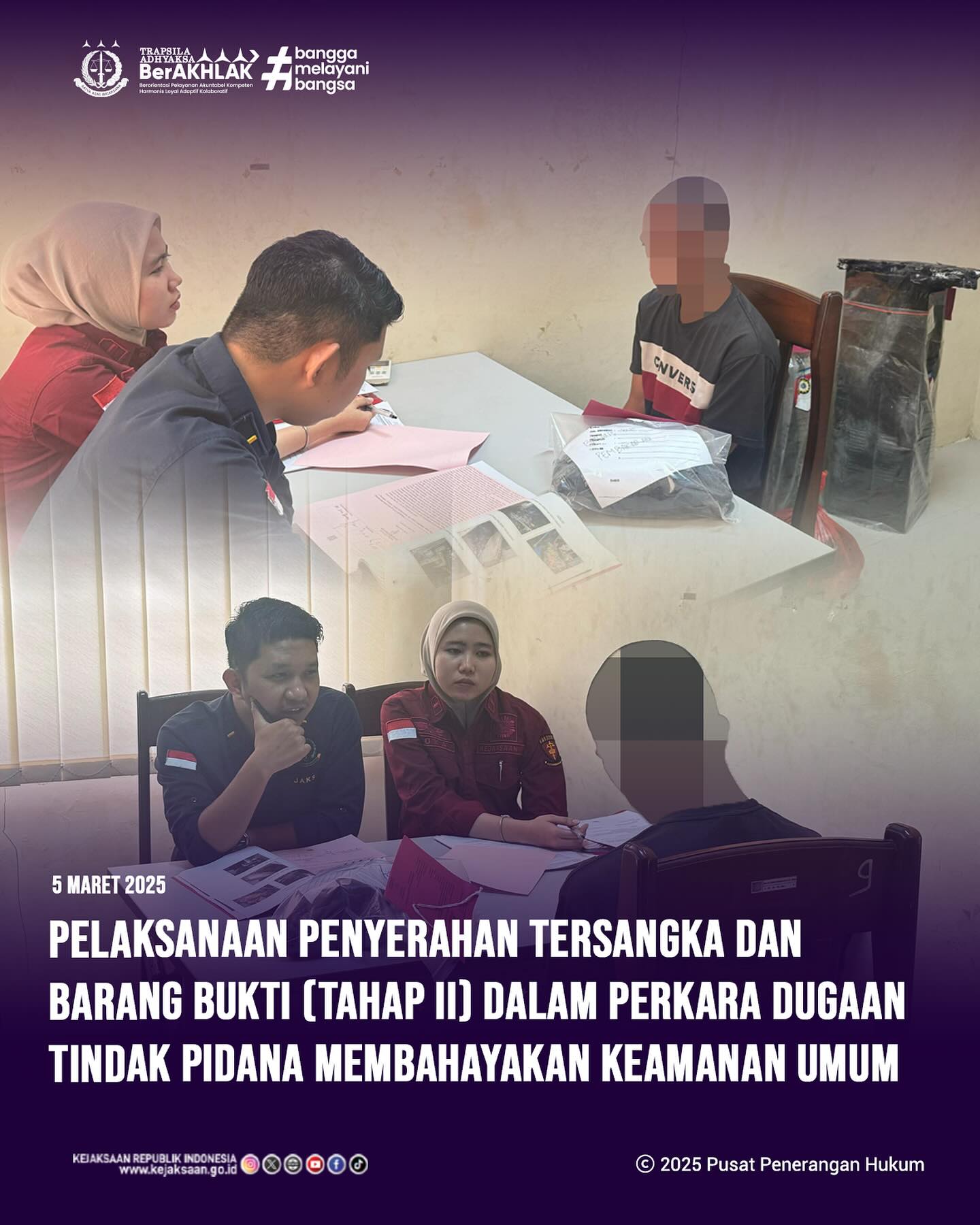 Bahwa pada hari Rabu, 05 Maret 2025, bertempat di Ruang Pemeriksaan Tahap II telah dilaksanakan Penyerahan Tersangka dan Barang Bukti (Tahap II) Dalam Perkara Dugaan Tindak Pidana Membahayakan Keamanan Umum dari Penyidik Polres Sawahlunto - from Instagram