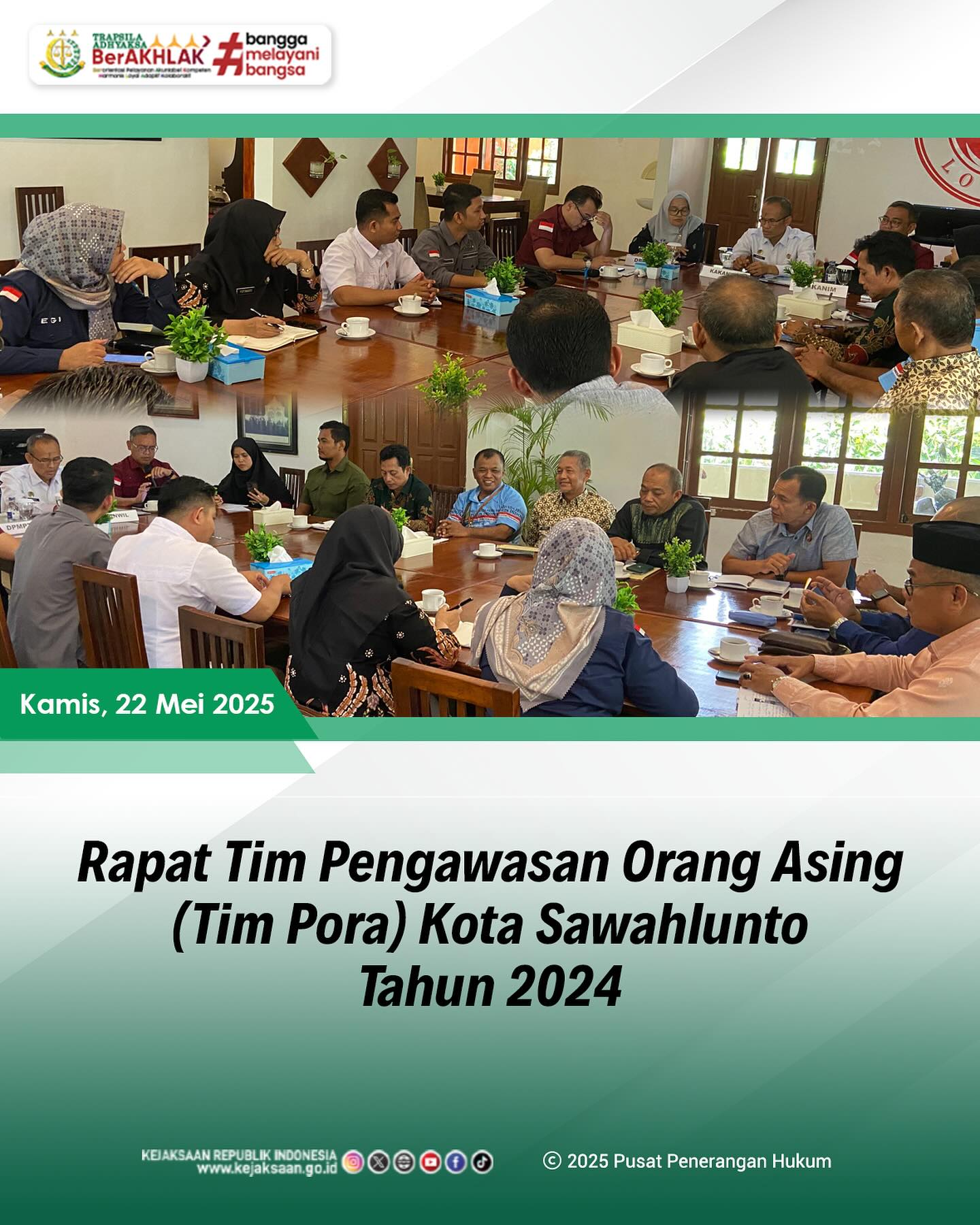 Bahwa pada hari Kamis, 22 Mei 2025, bertempat di Hotel Parai Kota Sawahlunto, Kasubsi I Bidang Intelijen, Bapak Arief Hidayat,S.H., mengikuti kegiatan Rapat Tim Pengawasan Orang Asing (Tim Pora) Kota Sawahlunto Tahun 2024 - from Instagram