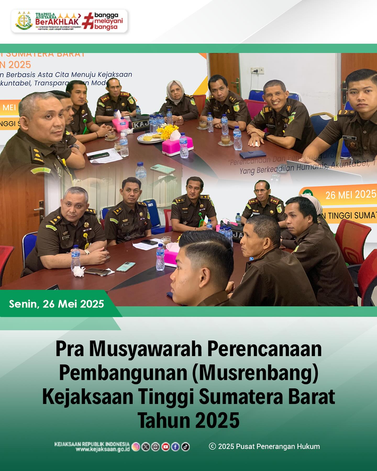 Bahwa pada hari Senin, 26 Mei 2025, bertempat di Ruang Video Conference Kantor Kejaksaan Negeri Sawahlunto, Kepala Kejaksaan Negeri Sawahlunto, Bapak Andarias D'Orney,S.H.,M.H., beserta jajaran mengikuti kegiatan Pra Musyawarah Perencanaan Pembangunan (Musrenbang) Kejaksaan Tinggi Sumatera Barat Tahun 2025 "Perencanaan dan Penganggaran Berbasis Asta Cita Menuju Kejaksaan Yang Berkeadilan Humanis, Akuntabel, Transparan dan Modern" secara daring - from Instagram