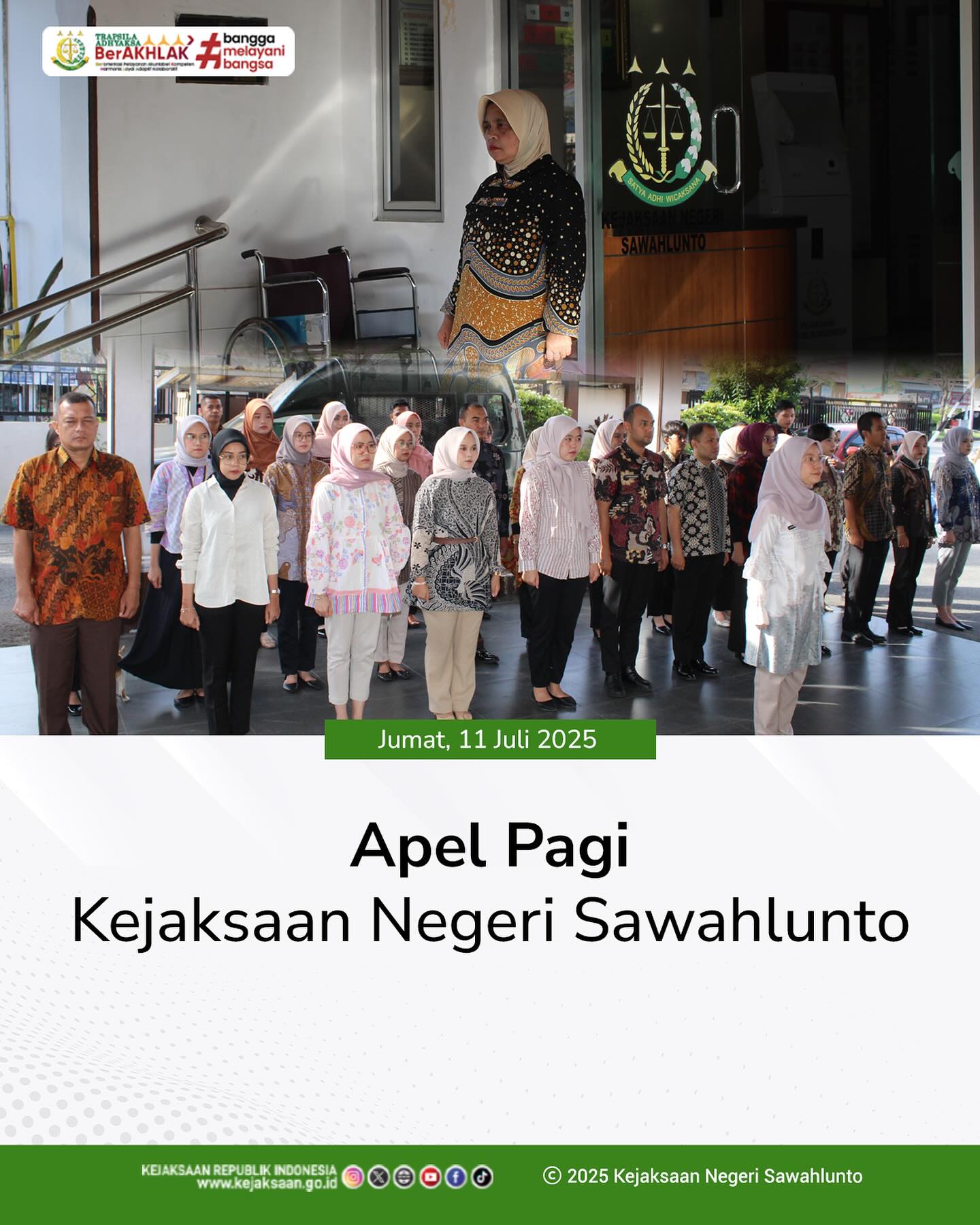 Bahwa pada hari Jumat, 11 Juli 2025, bertempat di Halaman Kantor Kejaksaan Negeri Sawahlunto, telah dilaksanakan Apel Pagi yang dipimpin Oleh Kepala Subbagian Pembinaan, Ibu Elnita,S.H., serta diikuti oleh seluruh Pegawai dan PPNPN Kejaksaan Negeri Sawahlunto - from Instagram