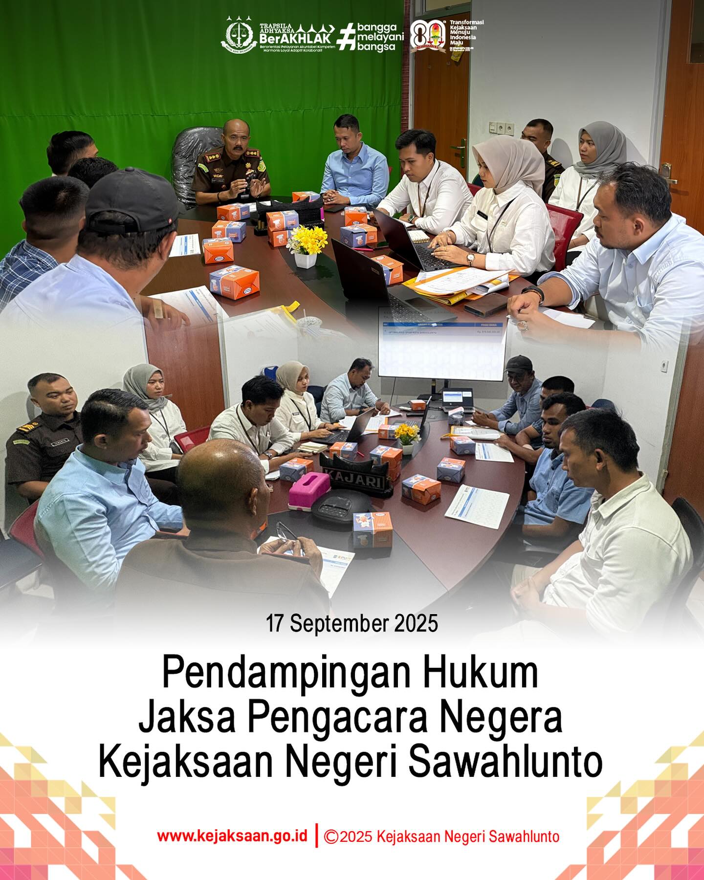 Bahwa pada hari Rabu,17 September 2025 bertempat di Ruang Rapat Kantor Kejaksaan Negeri Sawahlunto, Pukul 10.00 WIB, Kepala Kejaksaan Negeri Sawahlunto, Bapak Eddy Samrah Limbong, S.H., M.H., bersama Kepala Seksi Perdata dan Tata Usaha Negera, Bapak Didi Vinaldo Edwar, S.H., dan Jaksa Pengacara Negara beserta staf Bidang Perdata dan Tata Usaha Negera Kejaksaan Negeri Sawahlunto melakukan Pendampingan Hukum terkait pengelolaan dan pengembangan Sistem Penyediaan Air Minum (SPAM) di Kota Sawahlunto.Berdasarkan Undang - undang No. 16 Tahun 2004 tentang Kejaksaan Republik Indonesia Jaksa Pengacara Negara (JPN) adalah jaksa yang memiliki kuasa khusus untuk bertindak dalam perkara perdata dan tata usaha negara serta ketatanegaraan, atas nama negara, pemerintahan, ataupun kepentingan umum. JPN bertugas memberikan bantuan hukum, pertimbangan hukum, pelayanan hukum, dan tindakan hukum lainnya dalam bidang perdata dan tata usaha negara. - from Instagram
