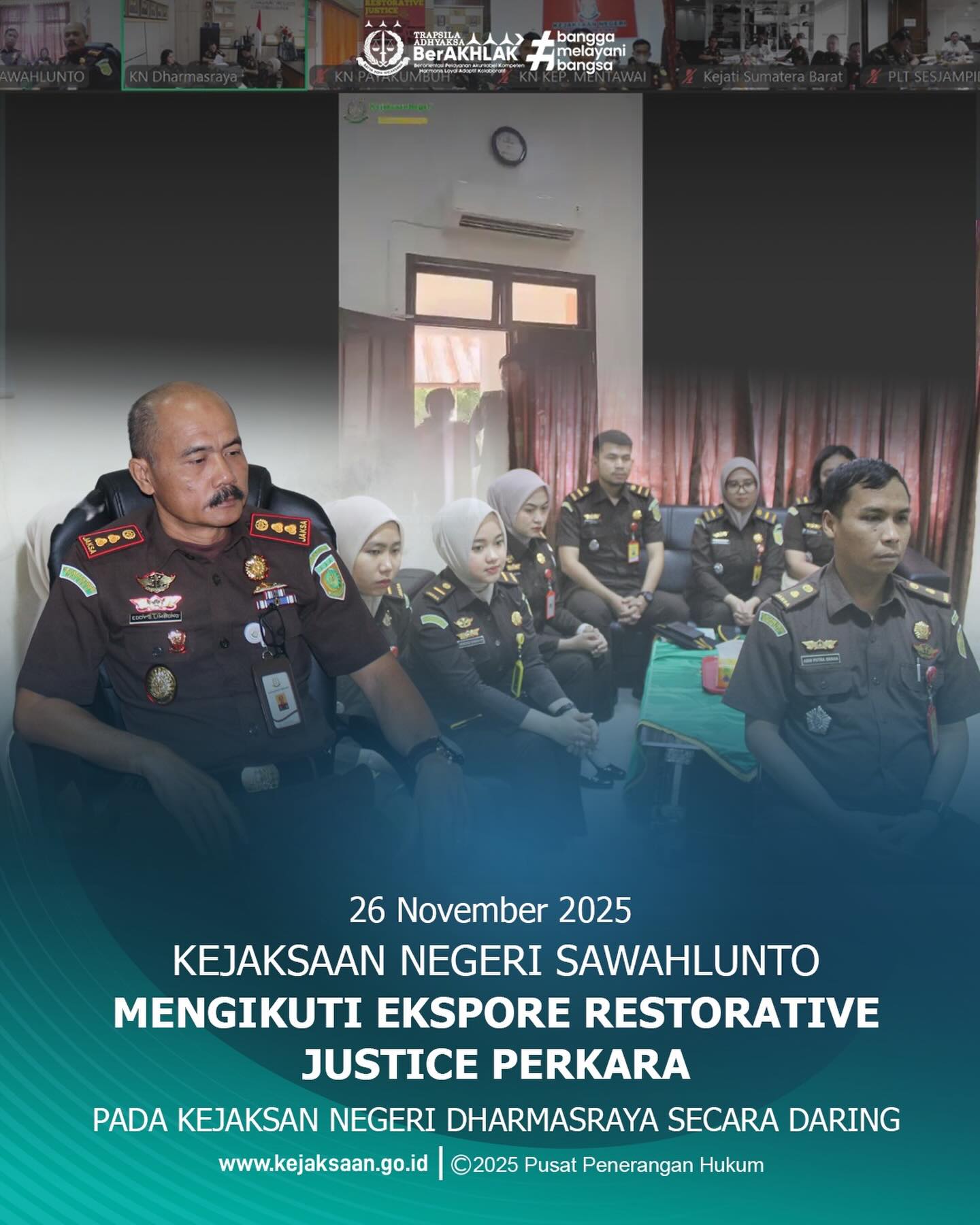 Bahwa pada Rabu tanggal 26 November 2025, Pukul 09.00 Wib, bertempat di Ruang Kepala Seksi Tindak Pidana Umum, Kepala Kejaksaan Negeri Sawahlunto, Bapak Eddy Samrah L, S.H., M.H., Kepala Seksi Tindak Pidana Umum, Bapak Adhi Putra Graha, S.H., bersama Para Jaksa, mengikuti Ekspose Restorative Justice Perkara Penganiayaan dari Kejaksaan Negeri Dharmasraya secara Daring bersama Direktur A Jampidum, Kejaksaan Tinggi Sumatera Barat beserta Kejari se-Sumatera Barat.Bahwa dari kegiatan ekspose Restorative Justice atas satu perkara Penganiayaan dari Kejaksaan Negeri Dharmasraya tersebut disetujui oleh Jaksa Agung Muda Bidang Tindak Pidana Umum.Restorative Justice di Kejaksaan adalah penyelesaian perkara di luar persidangan formal melalui dialog antara pelaku, korban, dan pihak terkait untuk mencapai keadilan yang memulihkan. Pendekatan ini yang diatur dalam Peraturan Jaksa Agung Nomor 15 Tahun 2020, fokus pada pemulihan keadaan semula dan perdamaian, bukan pembalasan. - from Instagram