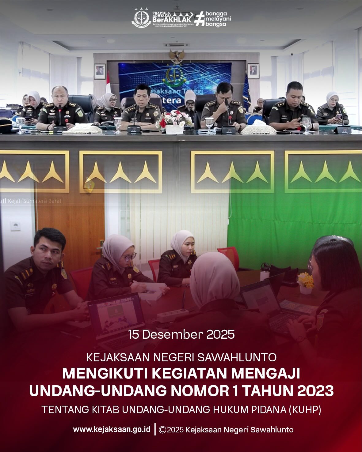 Bahwa pada Senin tanggal 15 Desember 2025, Pukul 08.00 Wib, bertempat di Ruang Video Conference Kantor Kejaksaan Negeri Sawahlunto, Para Jaksa pada Kejaksaan Negeri Sawahlunto Mengikuti Kegiatan Mengaji Undang-Undang Nomor 1 Tahun 2023 Tentang Kitab Undang-Undang Hukum Pidana (KUHP) secara daring melalui sarana aplikasi Zoom Meeting.Sebagai bentuk kesiapan menyongsong pemberlakuan Undang-Undang Nomor 1 Tahun 2023 tentang Kitab Undang-Undang Hukum Pidana (KUHP) yang akan berlaku penuh pada 2 Januari 2026, Kejaksaan Tinggi Sumatera Barat melaksanakan kegiatan Mengaji KUHP.Kegiatan ini bertujuan untuk meningkatkan kompetensi, pengetahuan, dan pemahaman para Jaksa dalam melaksanakan tugas penegakan hukum ke depan. Dilaksanakan secara luring dan daring dengan melibatkan seluruh Kejaksaan Negeri dan Cabang Kejaksaan Negeri se-Sumatera Barat, kegiatan ini diisi dengan pembacaan serta pengkajian pasal-pasal KUHP baru secara terstruktur dan berkelanjutan.Melalui kegiatan ini, diharapkan seluruh insan Adhyaksa semakin siap, profesional, dan adaptif dalam menerapkan KUHP baru demi mewujudkan kepastian hukum dan keadilan bagi masyarakat. - from Instagram