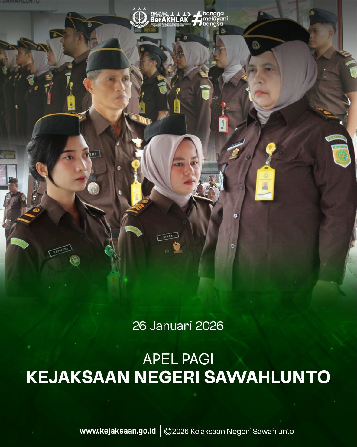 Bahwa pada hari Senin, 26 Januari 2026, Pukul 07.30 wib, bertempat di Halaman Kantor Kejaksaan Negeri Sawahlunto, telah di laksanakan Apel Pagi yang dipimpin oleh Kepala Subbagian Pembinaan, Ibu Elnita, S.H., dan diikuti oleh seluruh Pegawai serta PPNPN Kejaksaan Negeri Sawahlunto.Apel pagi merupakan kegiatan rutin dan kewajiban setiap ASN untuk memperkuat disiplin, menumbuhkan semangat kerja, serta meningkatkan komitmen seluruh pegawai dalam memberikan pelayanan terbaik kepada masyarakat.Kejaksaan Negeri Sawahlunto terus berkomitmen untuk memberikan pelayanan hukum yang optimal kepada masyarakat melalui kerja yang berorientasi pada integritas, akuntabilitas, dan kinerja yang berkeadilan. - from Instagram